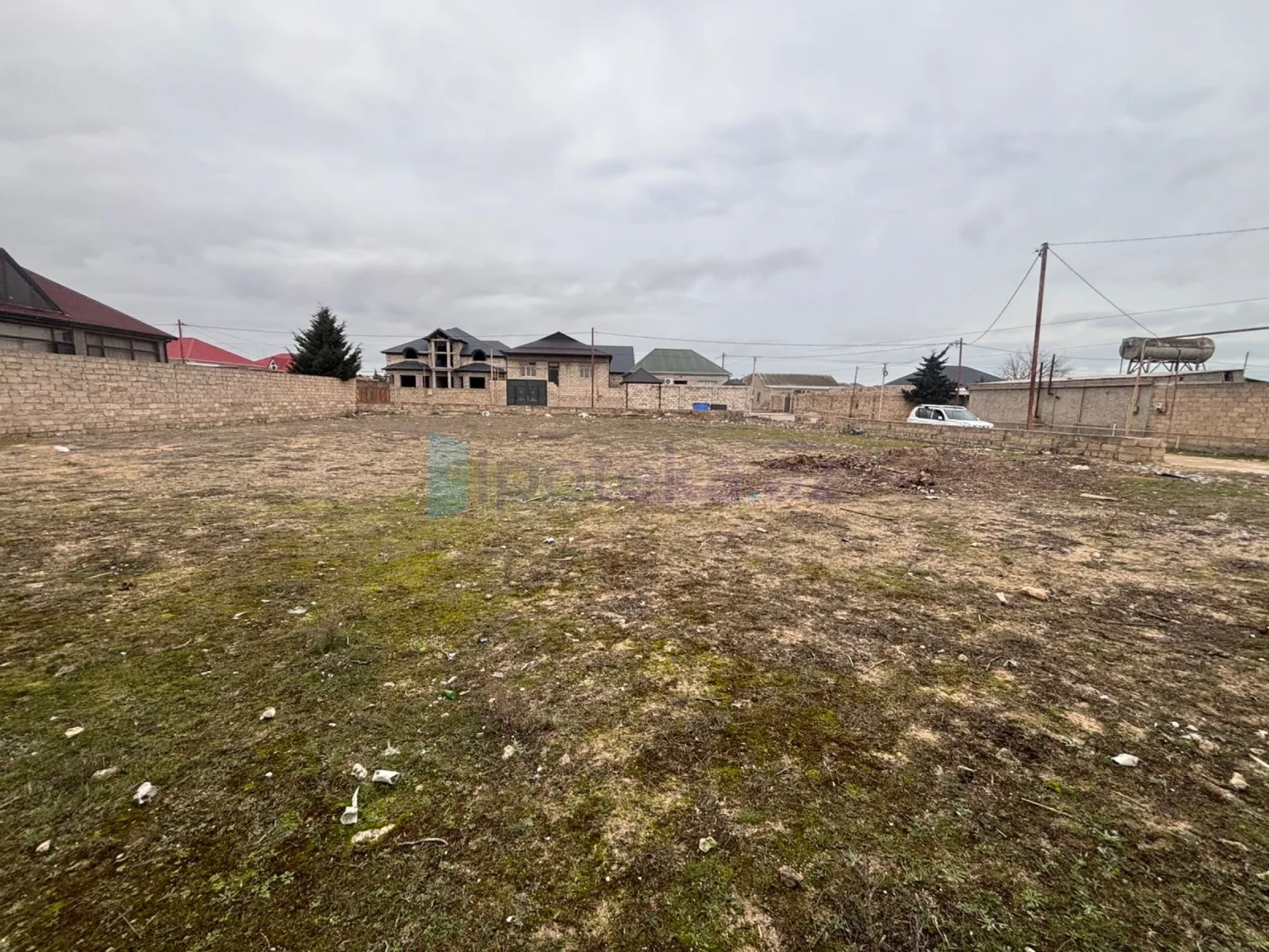 Satılır torpaq sahəsi 12 m²