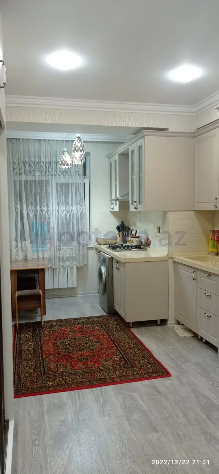 Satılır 3 otaqlı yeni tikili 80 m²