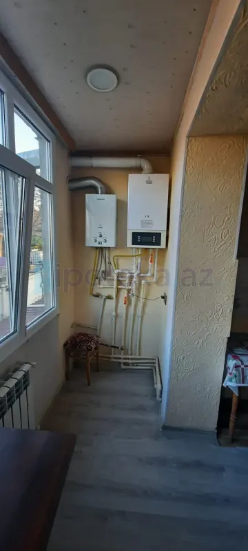 Satılır 3 otaqlı köhnə tikili 70 m²