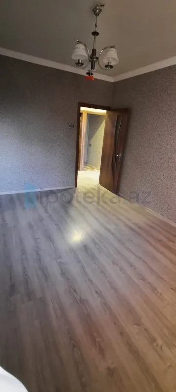 Satılır 3 otaqlı köhnə tikili 70 m²