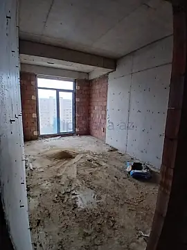 Satılır 2 otaqlı yeni tikili 74 m²