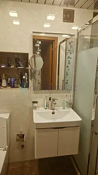 Satılır 3 otaqlı köhnə tikili 70 m²