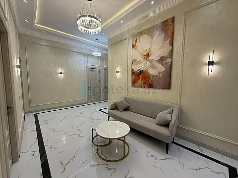 Satılır 3 otaqlı yeni tikili 138 m²