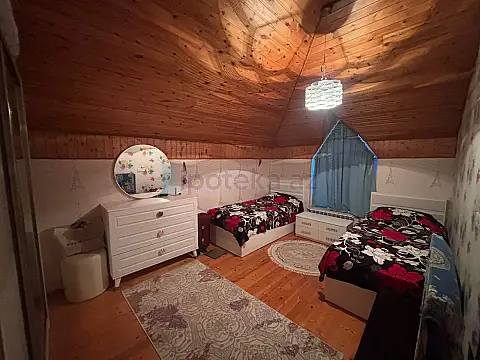 Satılır 3 otaqlı mənzil 160 m²