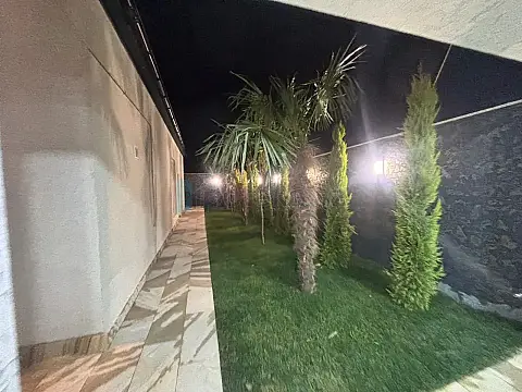Satılır 4 otaqlı mənzil 155 m²