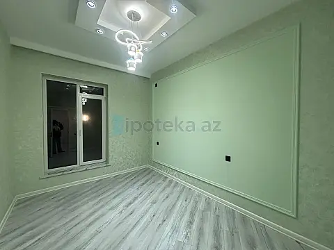 Satılır 4 otaqlı mənzil 155 m²