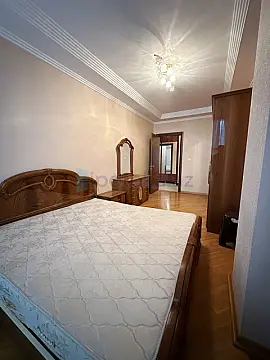 Satılır 2 otaqlı yeni tikili 93 m²