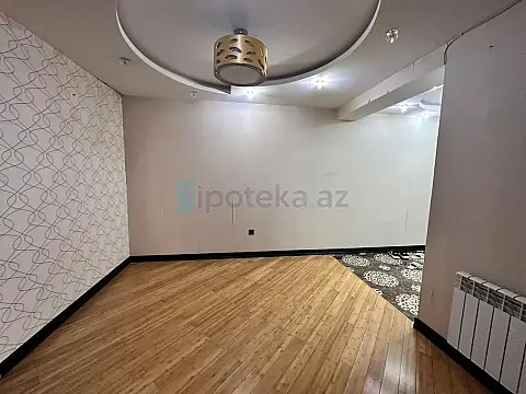 Satılır 3 otaqlı yeni tikili 140 m²