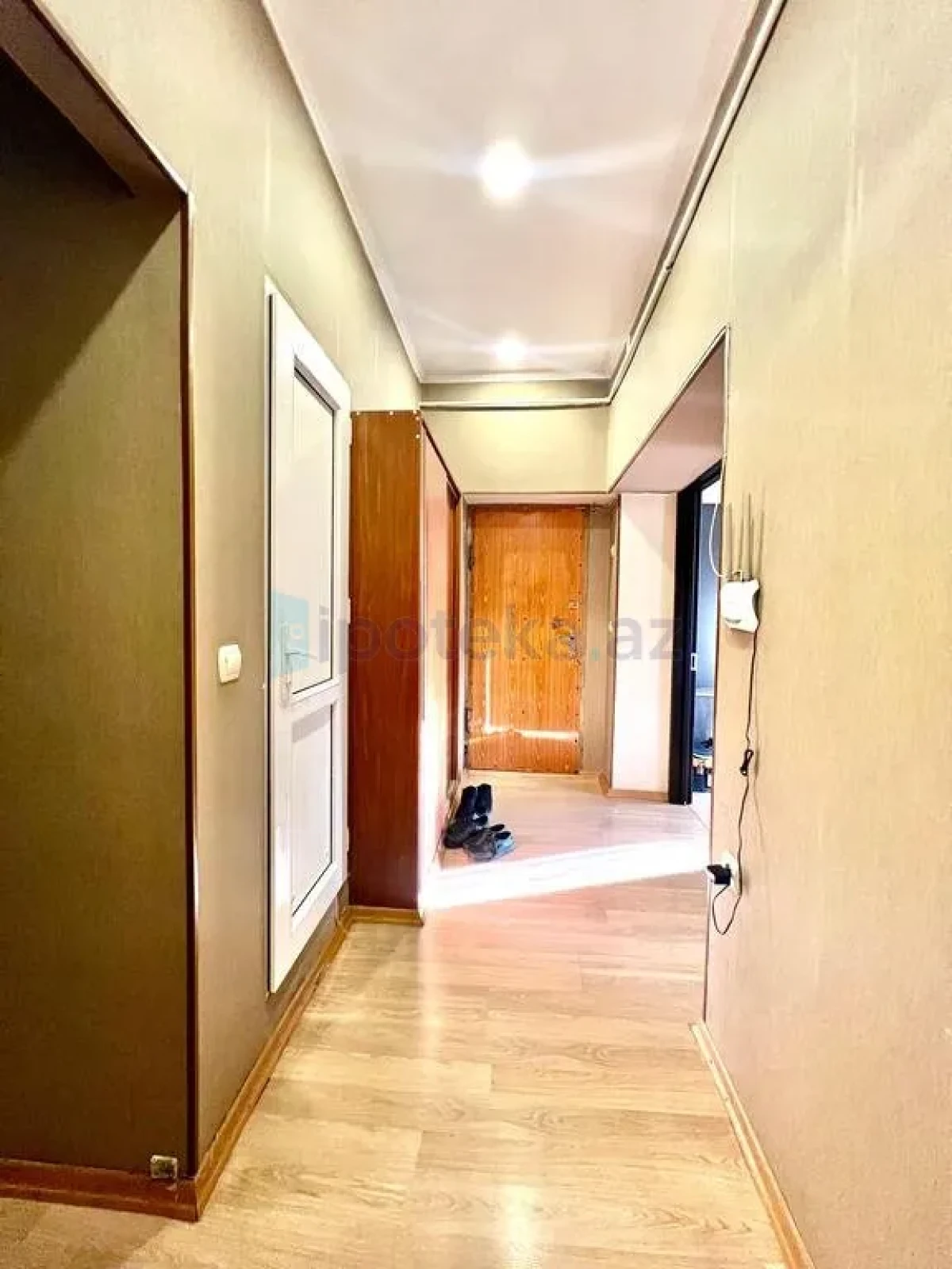 Satılır 4 otaqlı köhnə tikili 120 m²