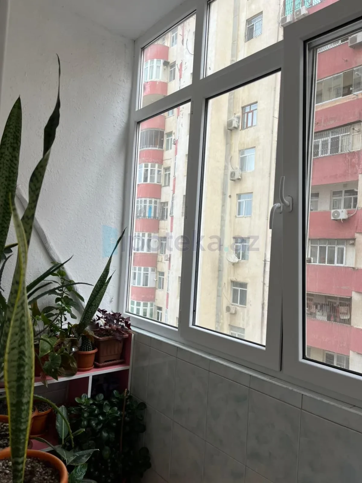 Satılır 3 otaqlı yeni tikili 111 m²