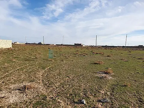 Satılır torpaq sahəsi 600 m²