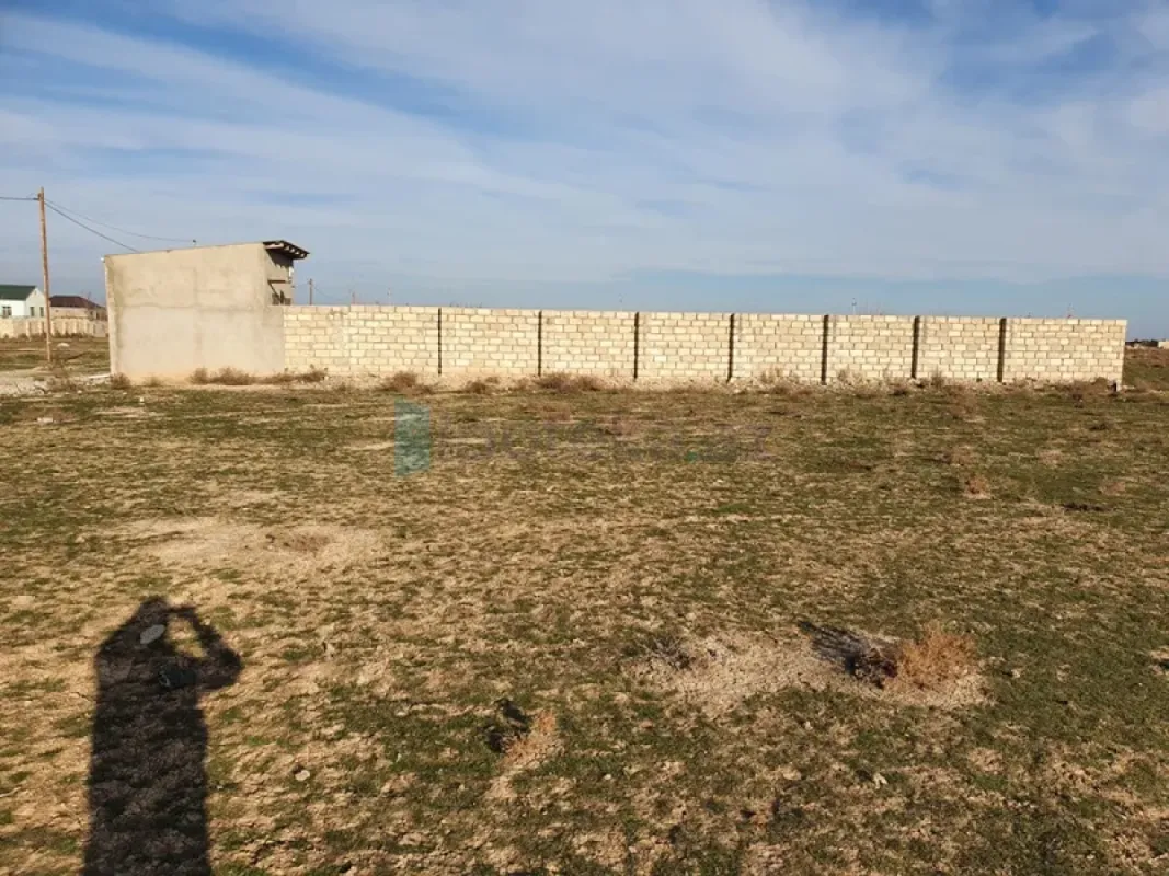 Satılır torpaq sahəsi 600 m²
