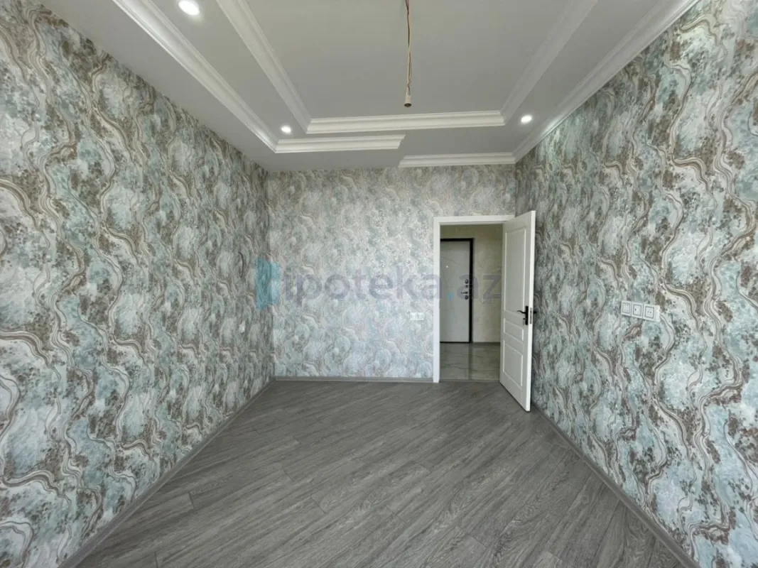 Satılır 3 otaqlı yeni tikili 85 m²