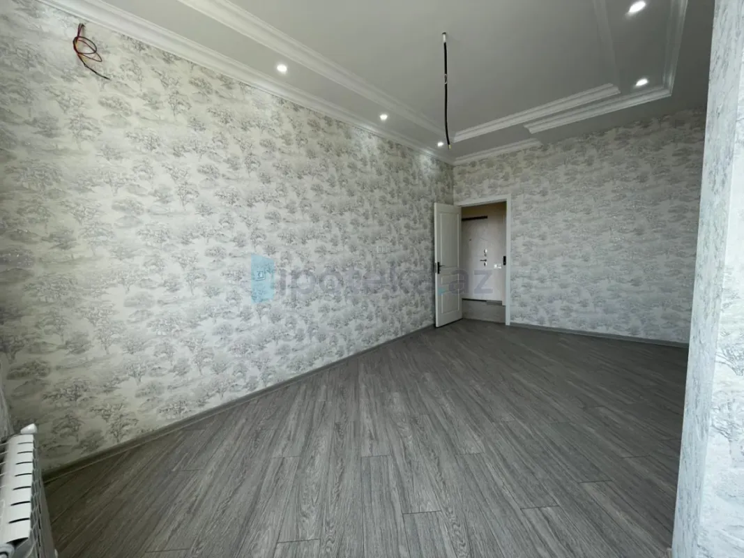 Satılır 3 otaqlı yeni tikili 85 m²