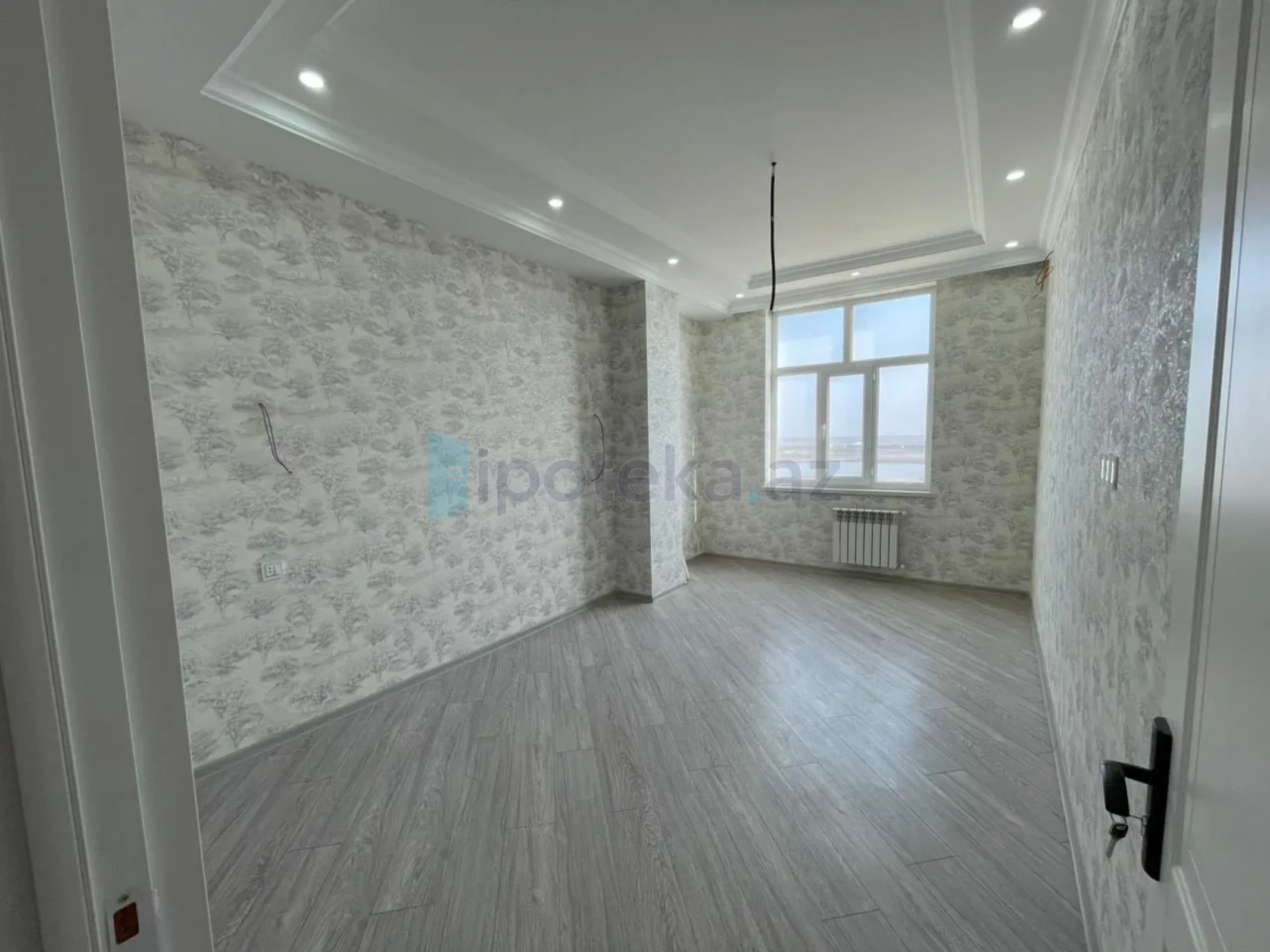 Satılır 3 otaqlı yeni tikili 85 m²