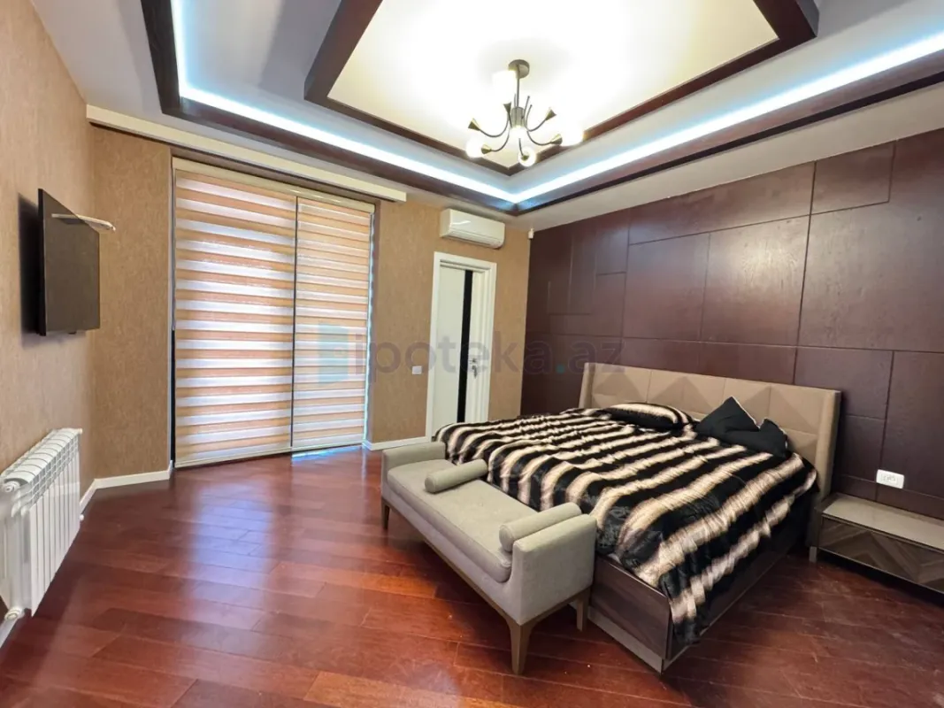 Satılır 6 otaqlı mənzil 400 m²