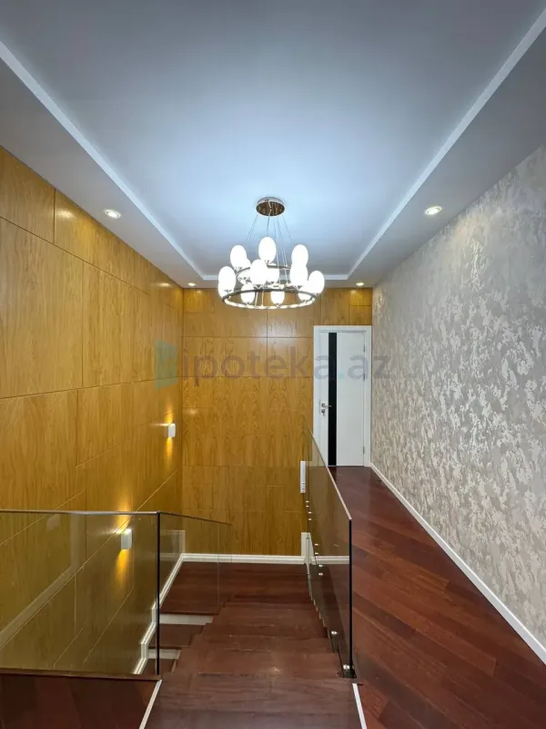 Satılır 6 otaqlı mənzil 400 m²