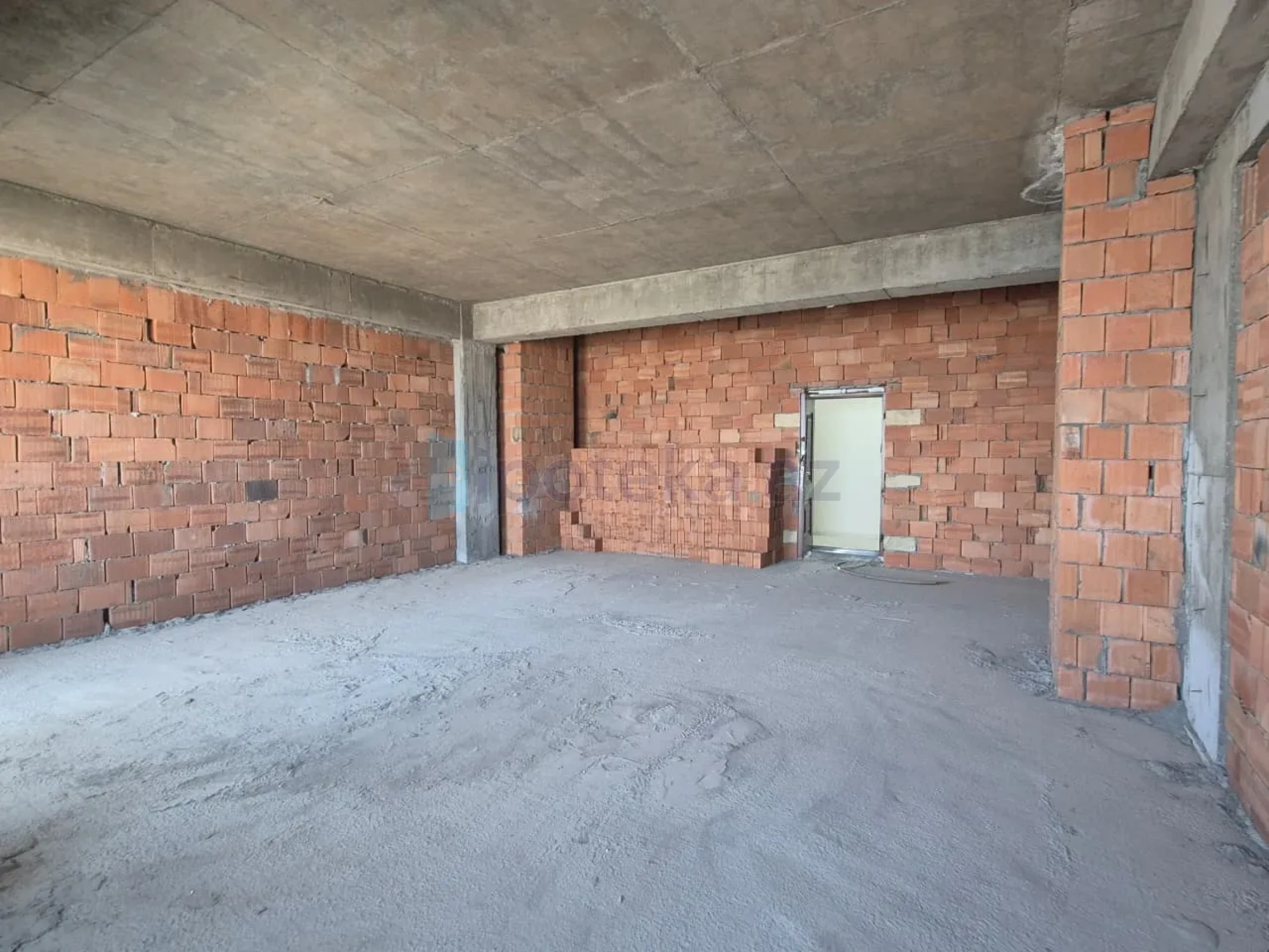 Satılır 1 otaqlı yeni tikili 61.7 m²