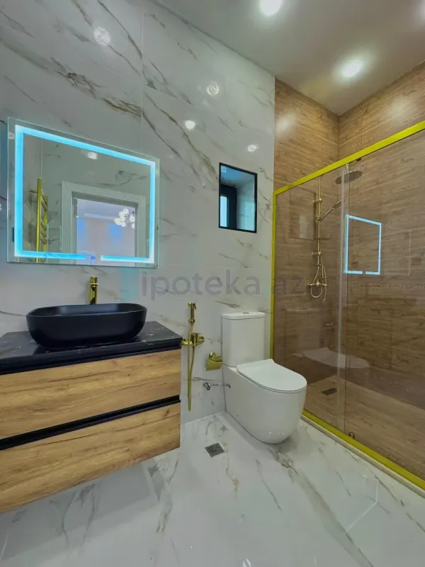 Satılır 4 otaqlı həyət evi 170 m²