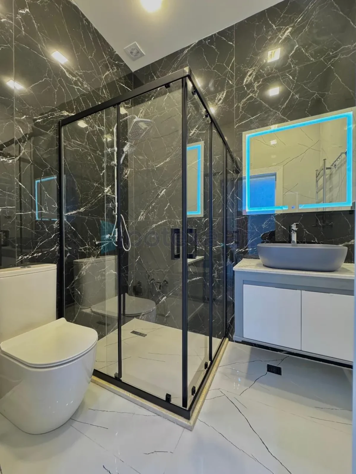 Satılır 4 otaqlı həyət evi 170 m²