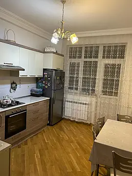 Satılır 3 otaqlı yeni tikili 90 m²