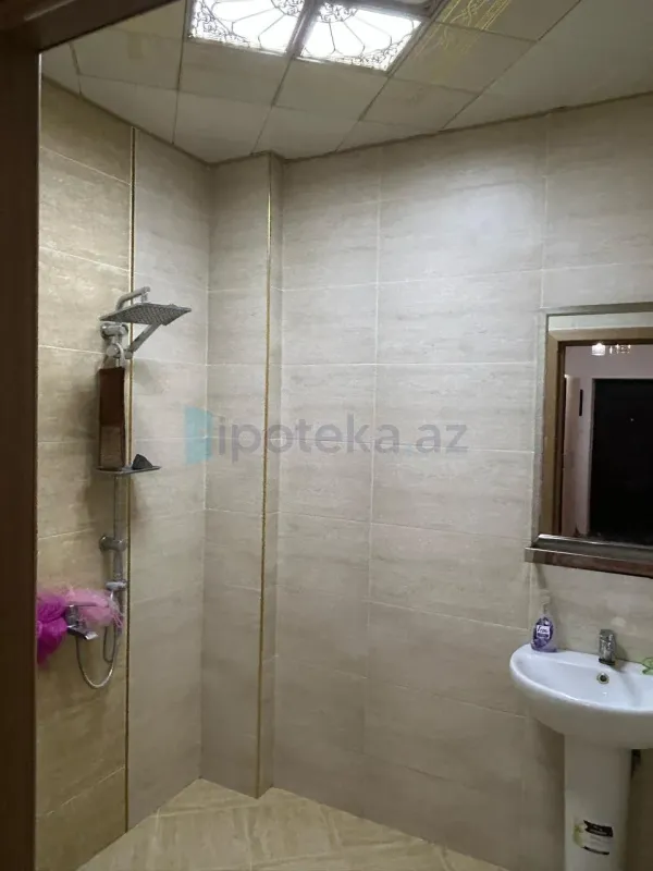 Satılır 3 otaqlı yeni tikili 90 m²