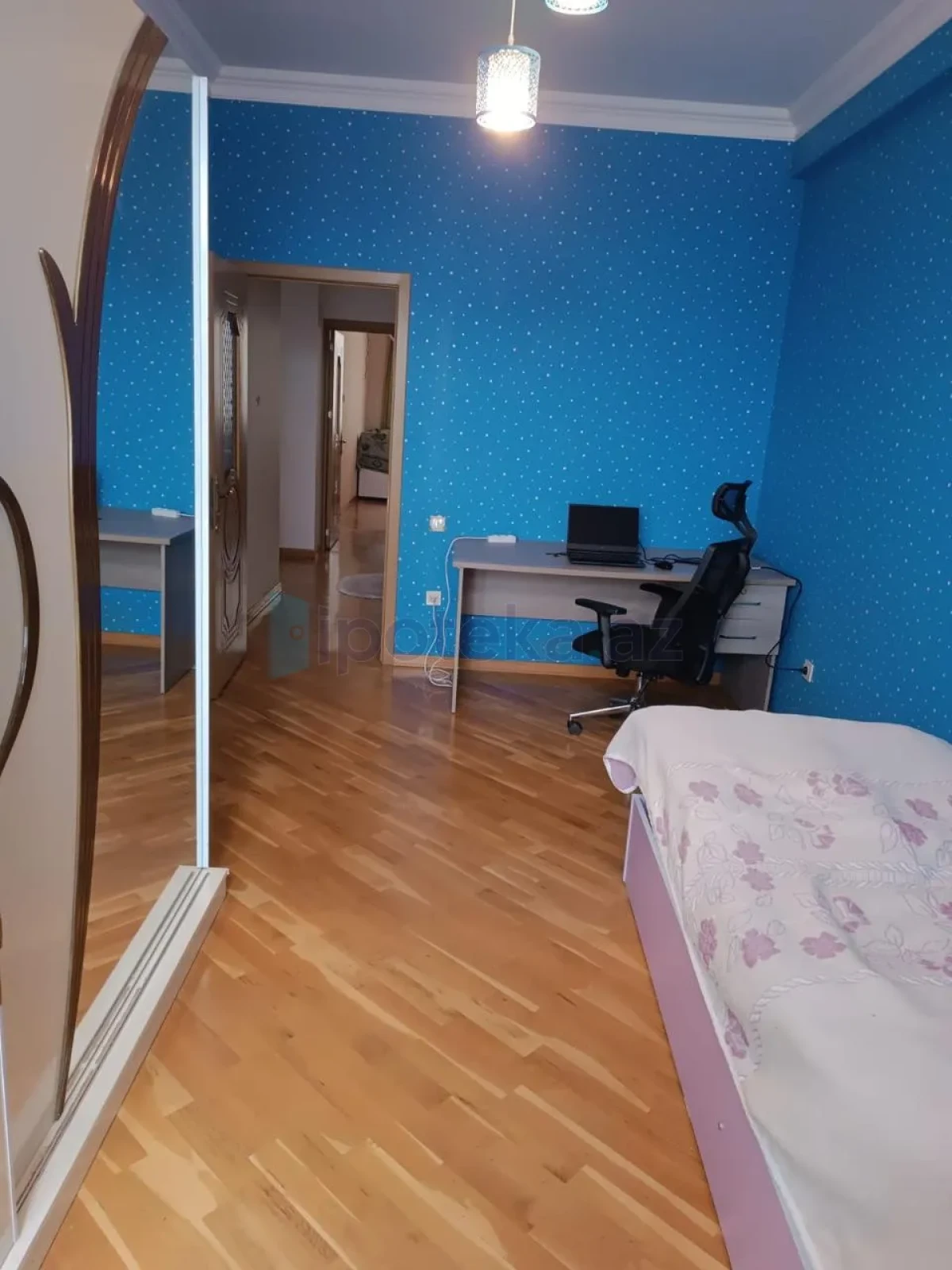 Satılır 3 otaqlı yeni tikili 90 m²