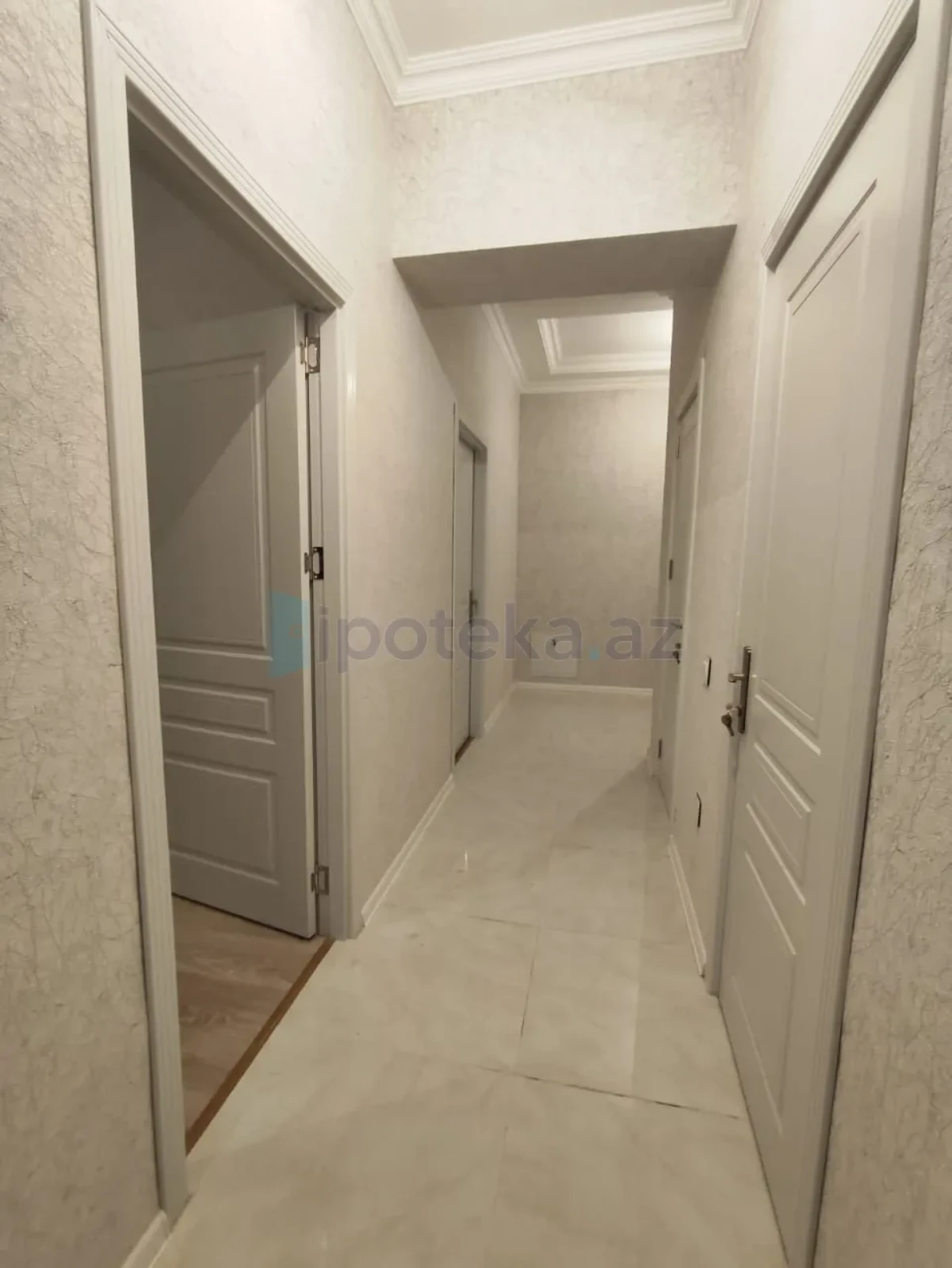 Satılır 3 otaqlı yeni tikili 99 m²