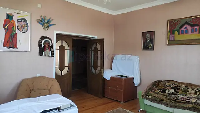 Satılır 7 otaqlı həyət evi 320 m²
