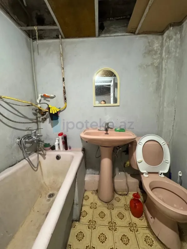Satılır 3 otaqlı köhnə tikili 65 m²