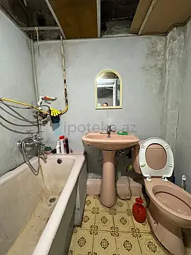 Satılır 3 otaqlı köhnə tikili 65 m²