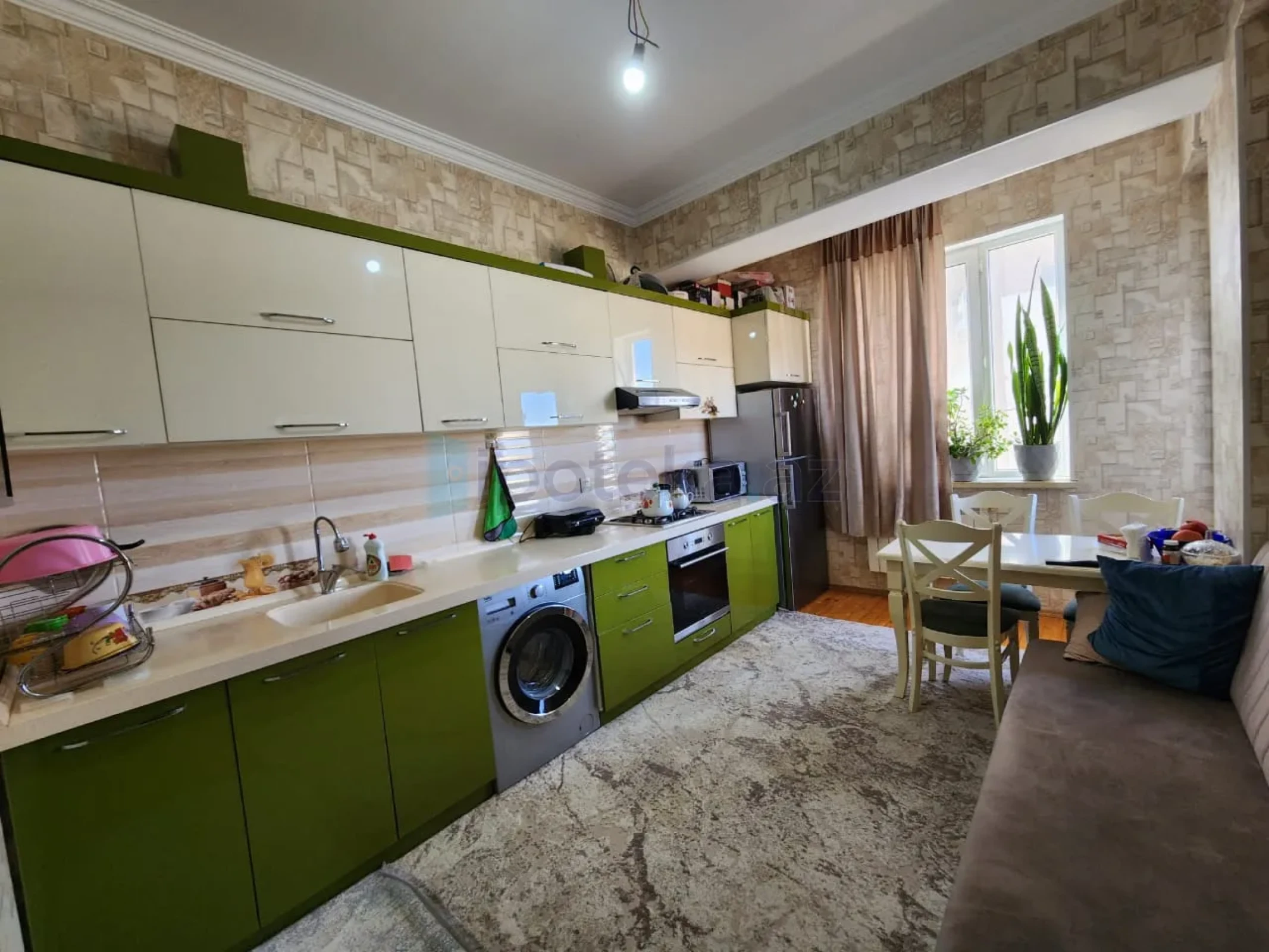 Satılır 2 otaqlı yeni tikili 59 m²
