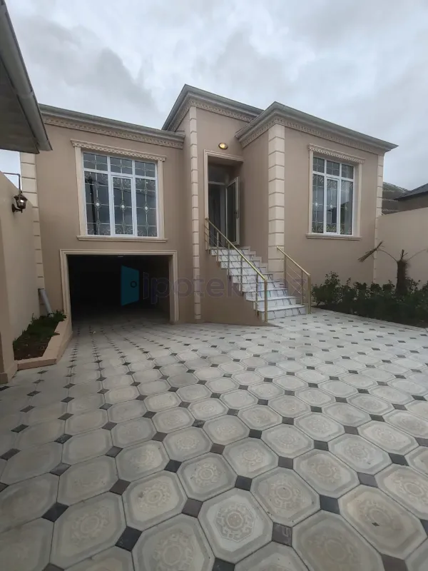Satılır 4 otaqlı həyət evi 110 m²