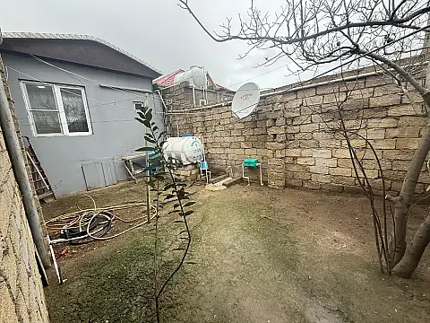 Satılır 4 otaqlı həyət evi 110 m²