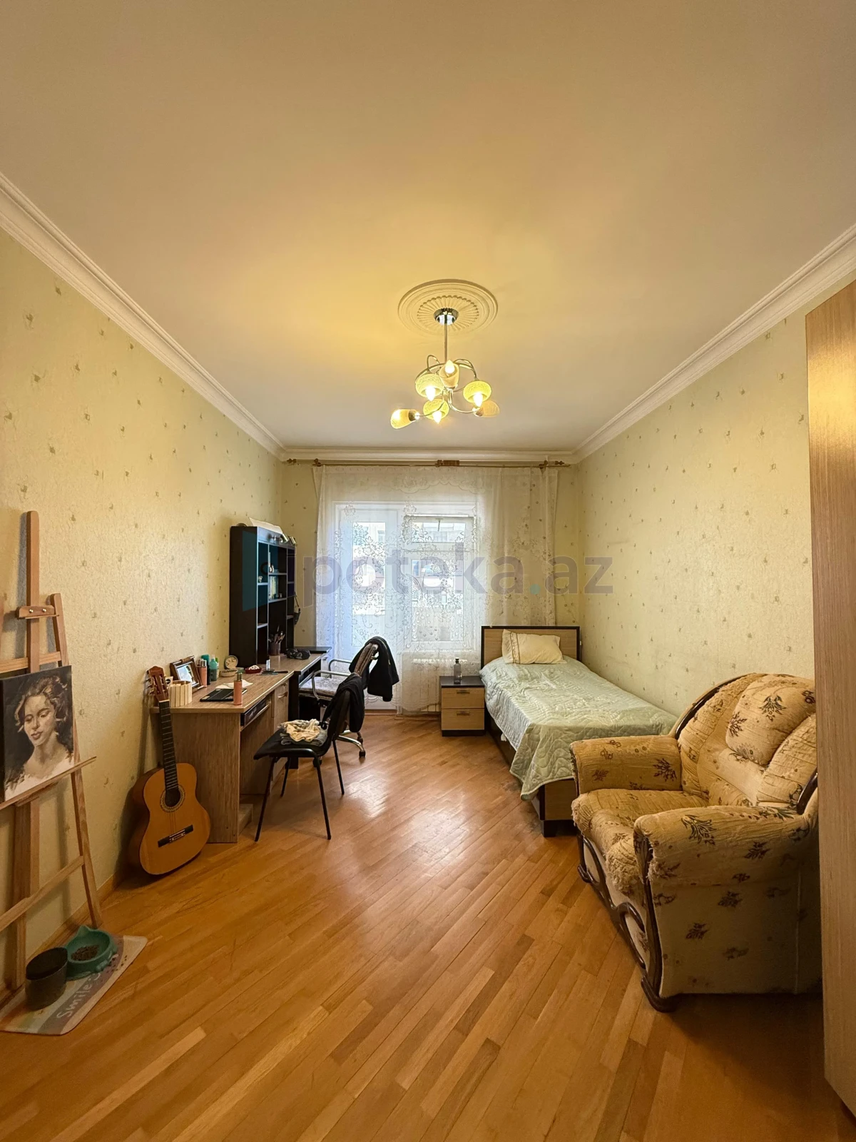 Satılır 4 otaqlı köhnə tikili 100 m²