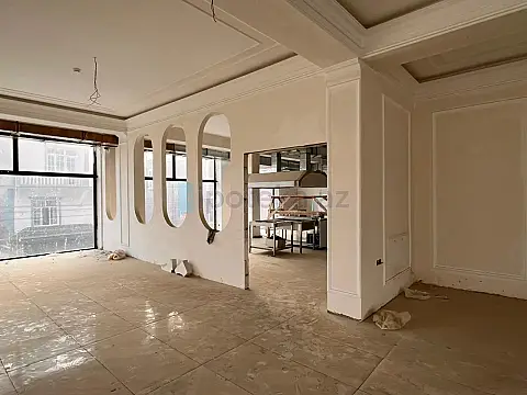 Satılır 3 otaqlı obyekt 1400 m²