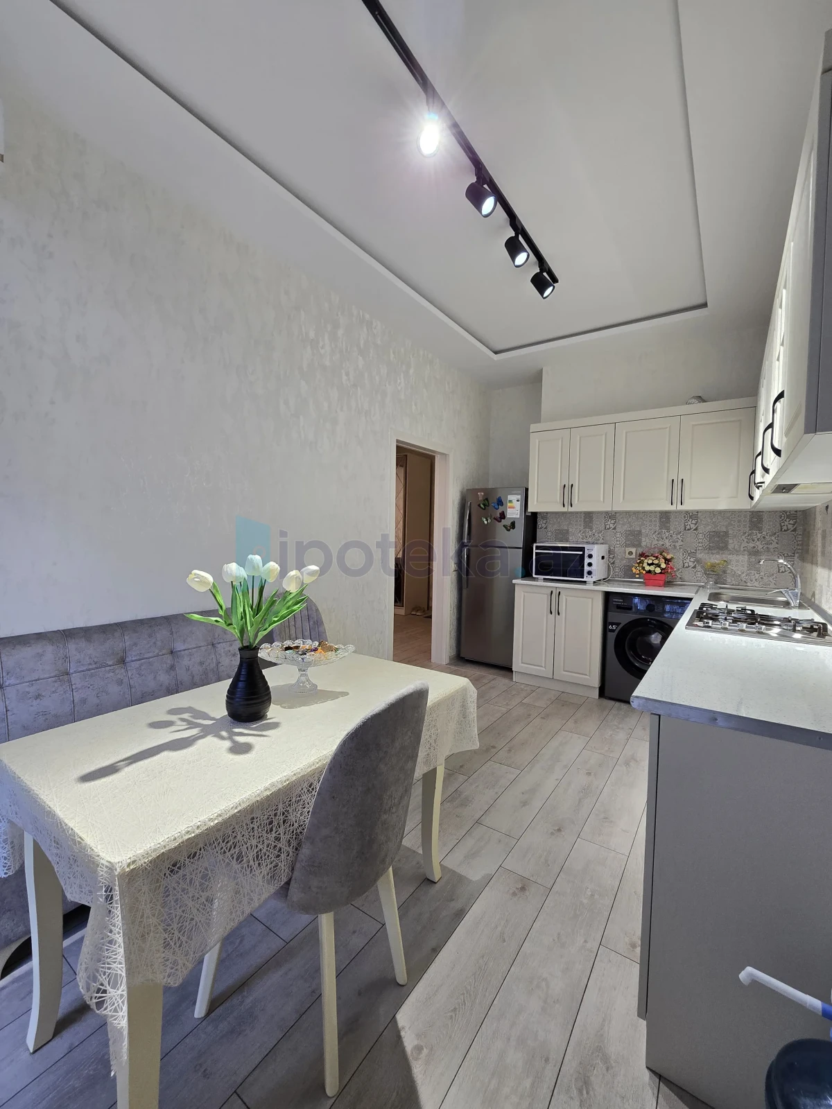 Satılır 2 otaqlı yeni tikili 58 m²