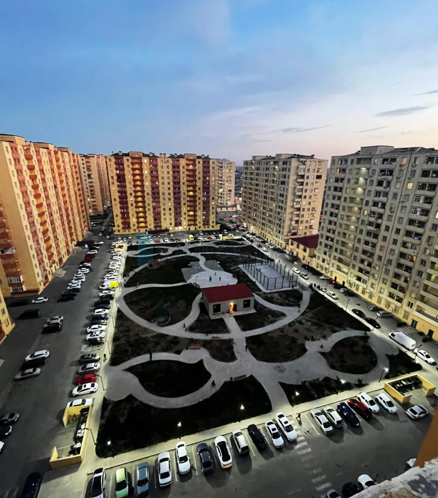Satılır 2 otaqlı yeni tikili 77 m²