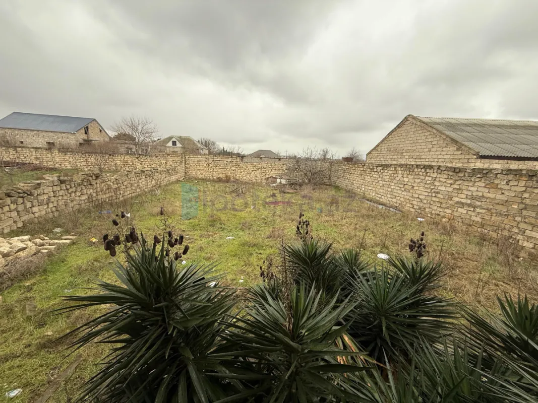 Satılır 3 otaqlı həyət evi 100 m²