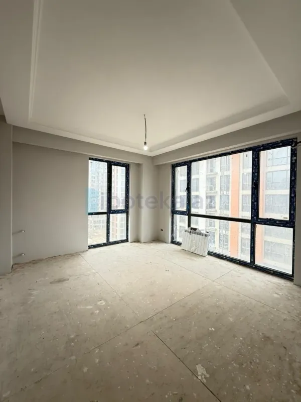 Satılır 2 otaqlı yeni tikili 56 m²