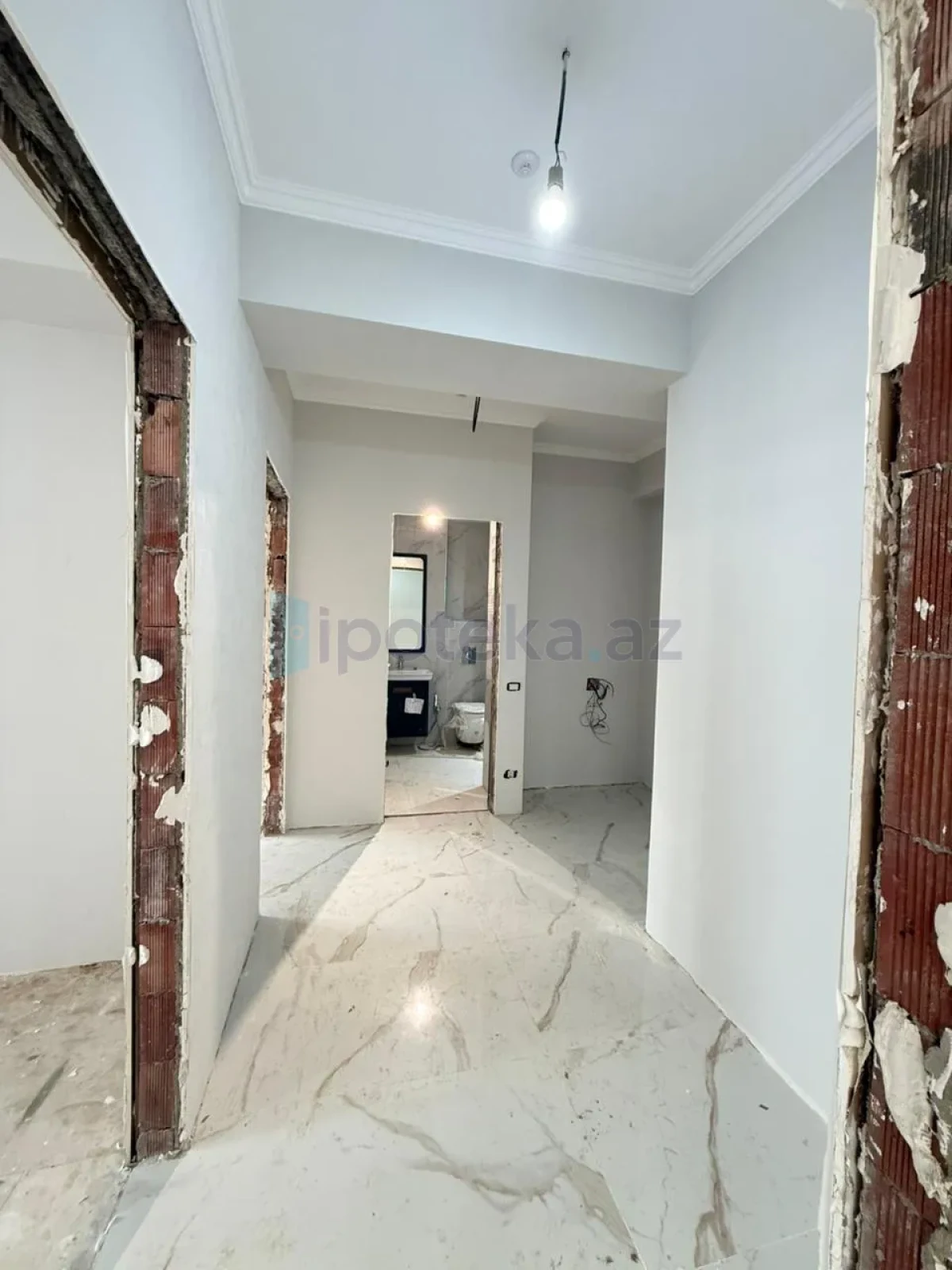 Satılır 2 otaqlı yeni tikili 56 m²