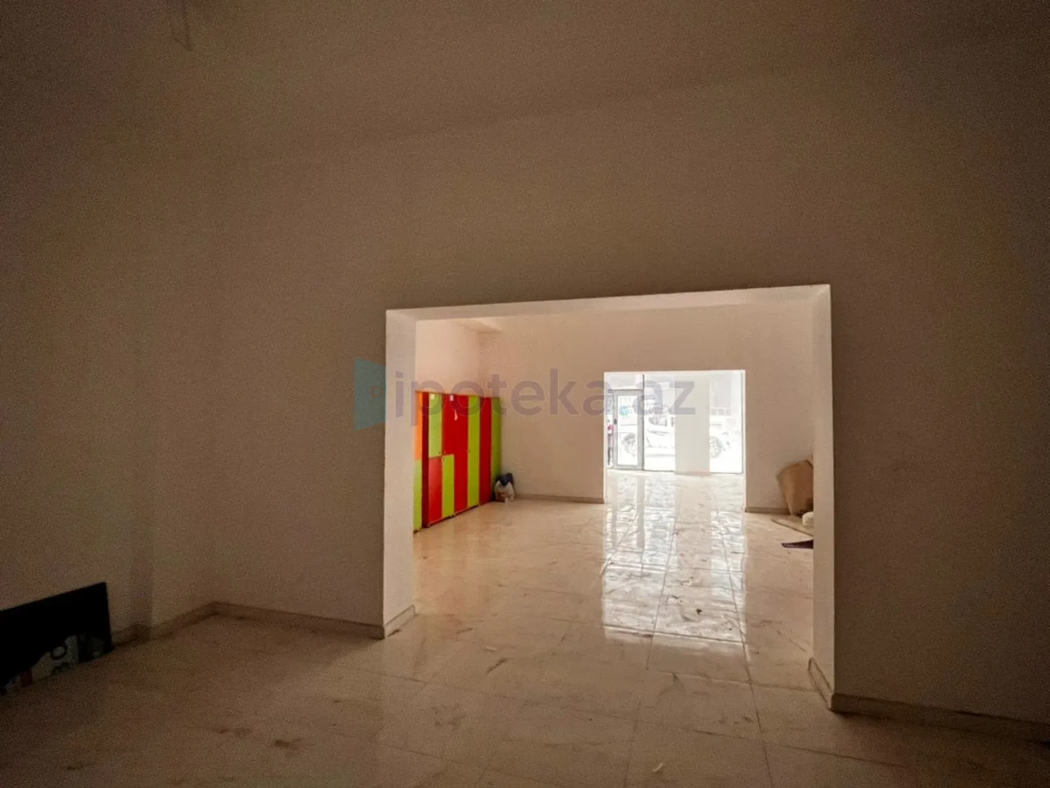 Satılır 2 otaqlı obyekt 117 m²