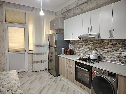 Satılır 3 otaqlı yeni tikili 74 m²
