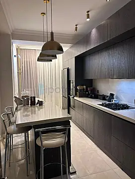 Satılır 2 otaqlı yeni tikili 74 m²