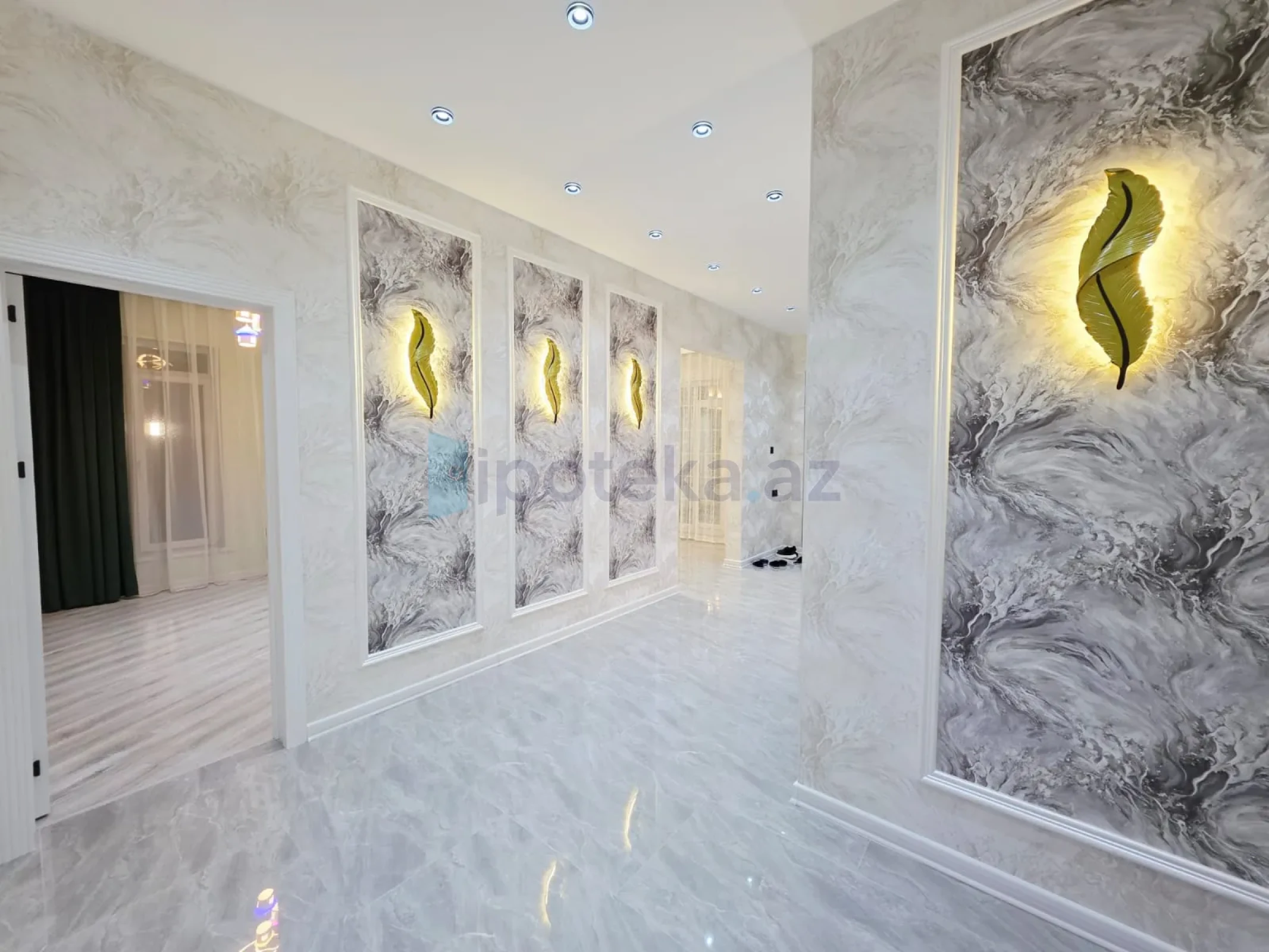 Satılır 4 otaqlı mənzil 160 m²