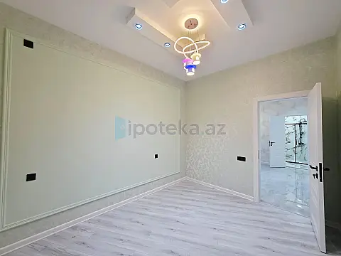 Satılır 4 otaqlı mənzil 160 m²