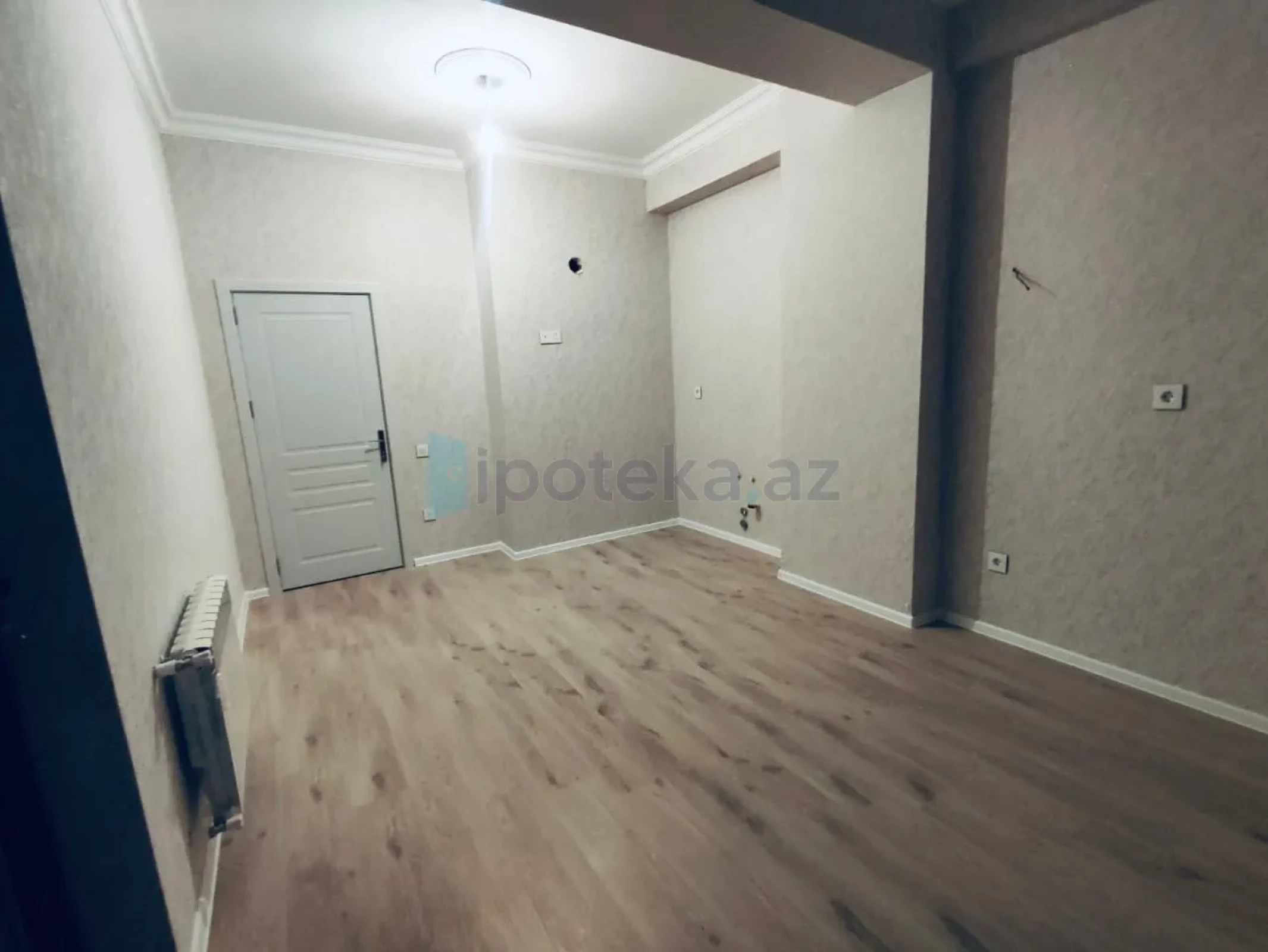 Satılır 2 otaqlı yeni tikili 99 m²