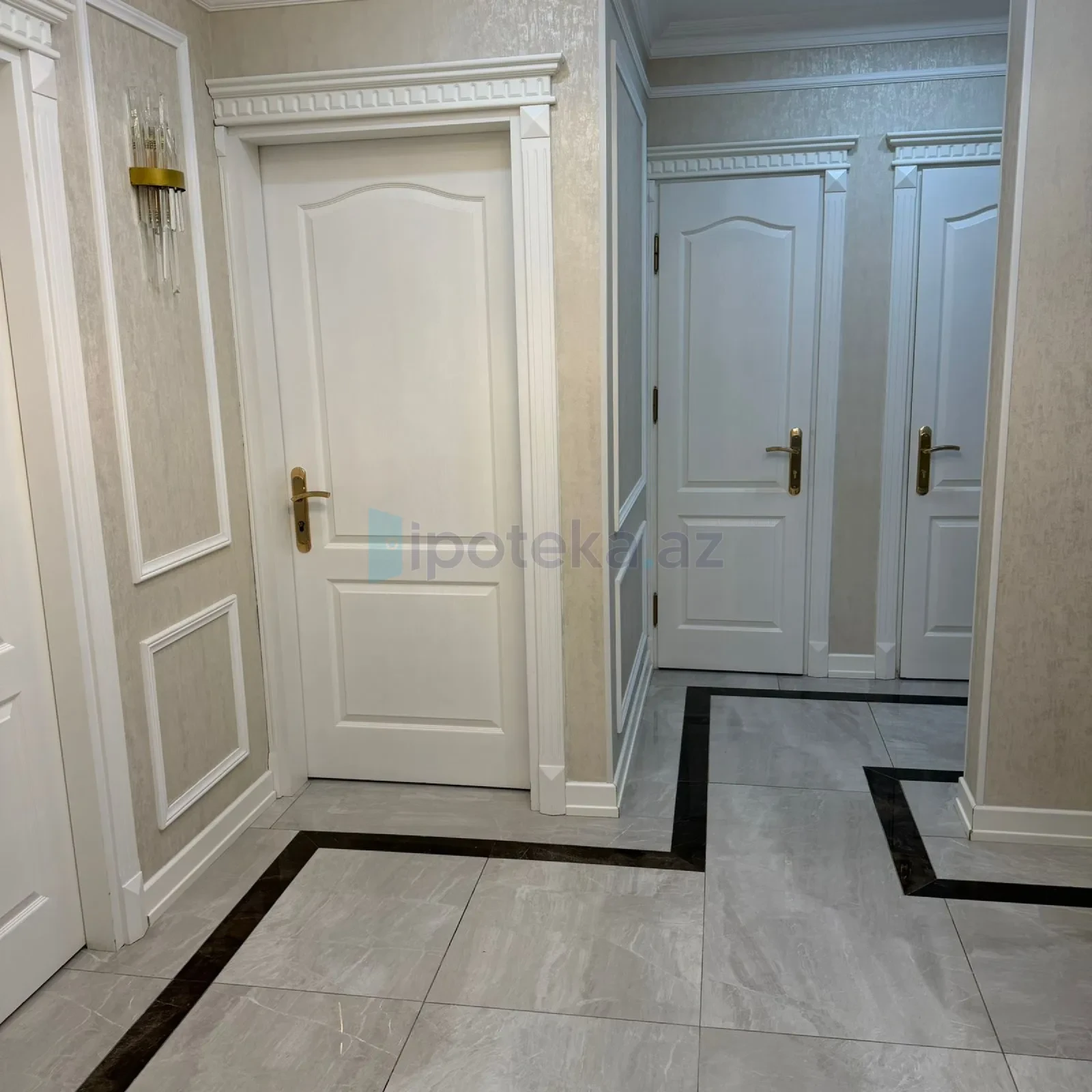 Satılır 3 otaqlı köhnə tikili 100 m²