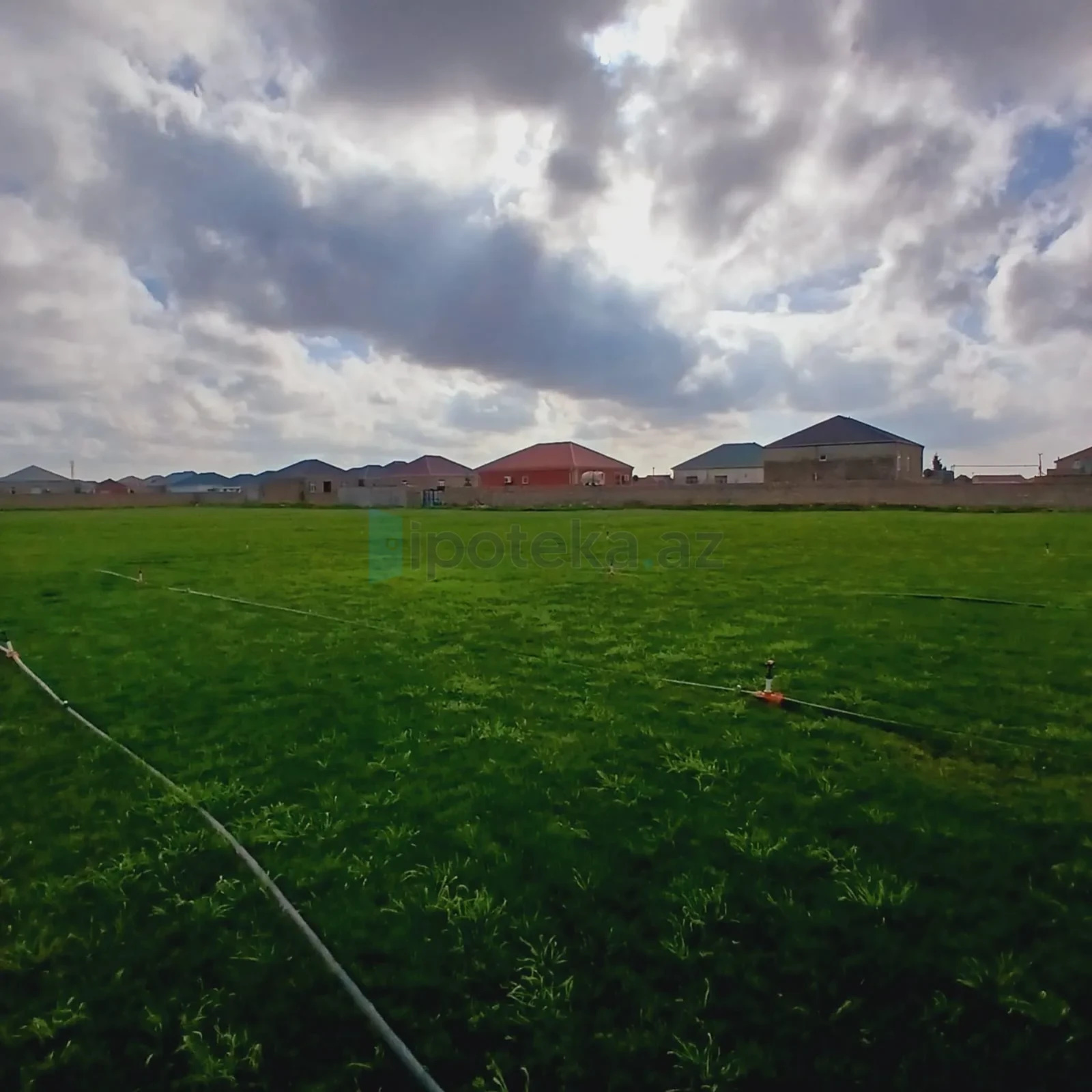 Satılır torpaq sahəsi 120 m²