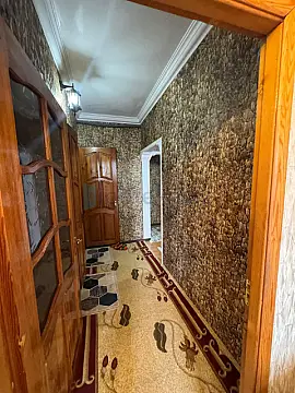 Satılır 3 otaqlı köhnə tikili 70 m²